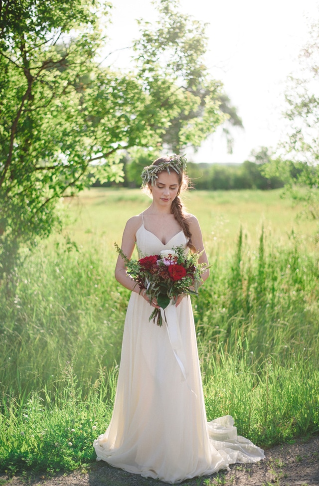 Spring Wedding Inspiration with Leanne Marshall Stella gown | Arynn Photography | Featured on Wedding Chicks - www.loveandlacebridalsalon.com/blog