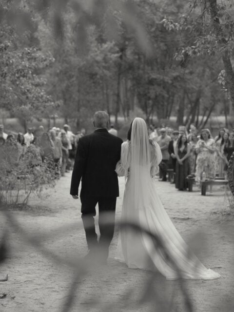 Happy Father’s Day! Thank you to all the dads who show up 🤍

#loveandlacebridal #fathersday #dad #2027bride #weddingdresses