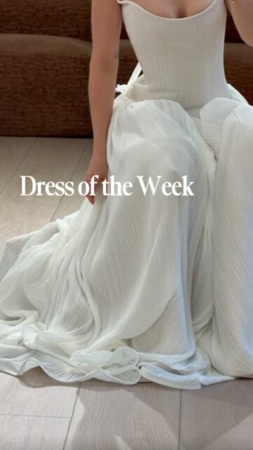 NEW ARRIVAL ✨
This week’s Dress of the Week is Cooper from @taralatour ‘s brilliant new collection, The Matilda Effect! We are so excited to meet our Cooper brides! 🥹🤍
#loveandlacebridal #dressoftheweek #uniqueweddingdress #etherealweddingdress #2027bride