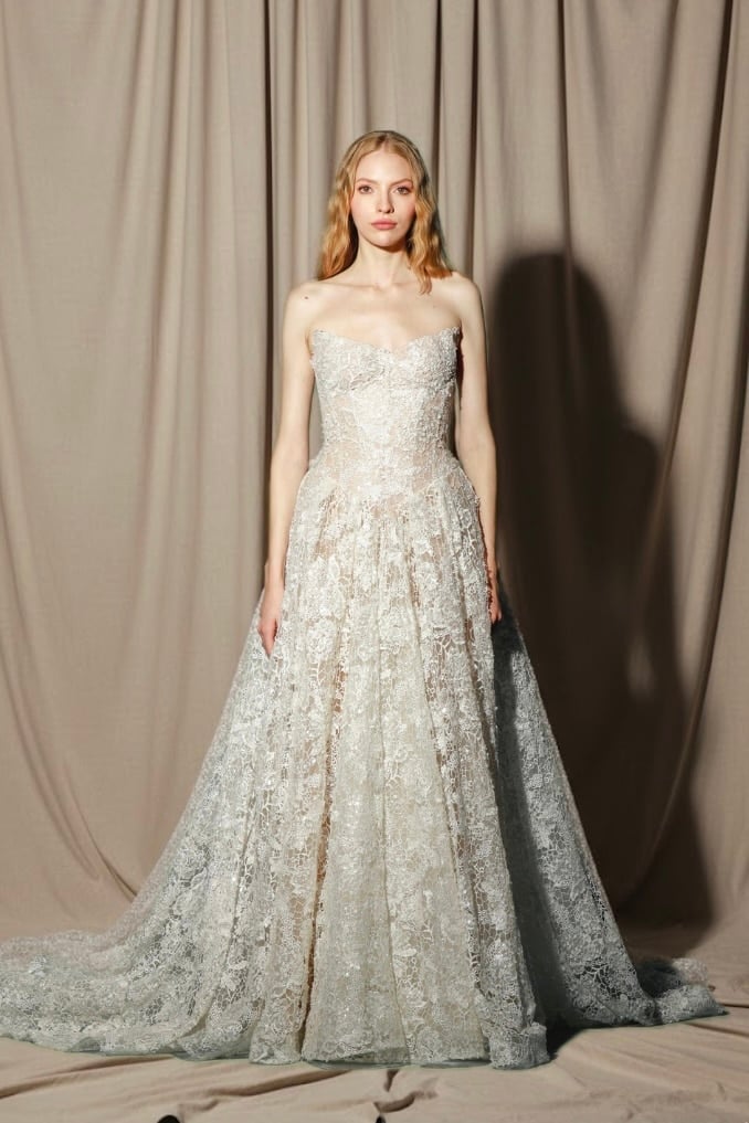 Chiara gown by Guardiola